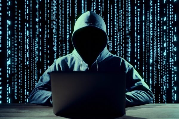 Hackers conseguem roubar os dados do seu computador através de... seus alto-falantes!